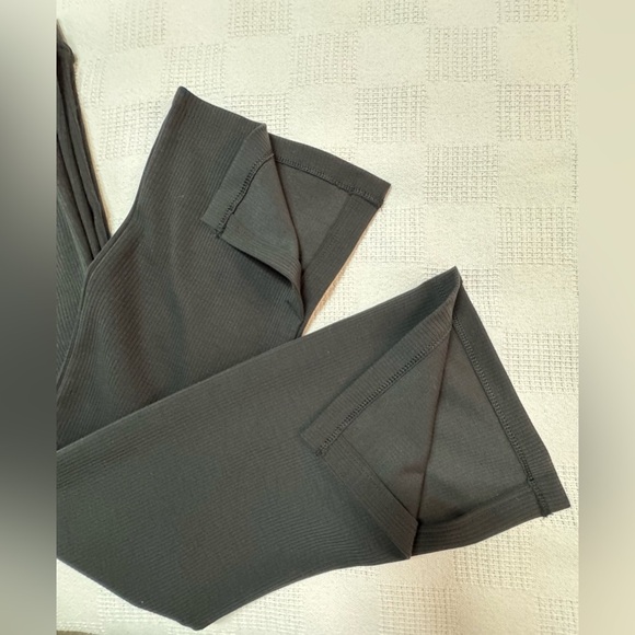 No Boundaries Black Straight Leg Pants - Picture 11 of 11